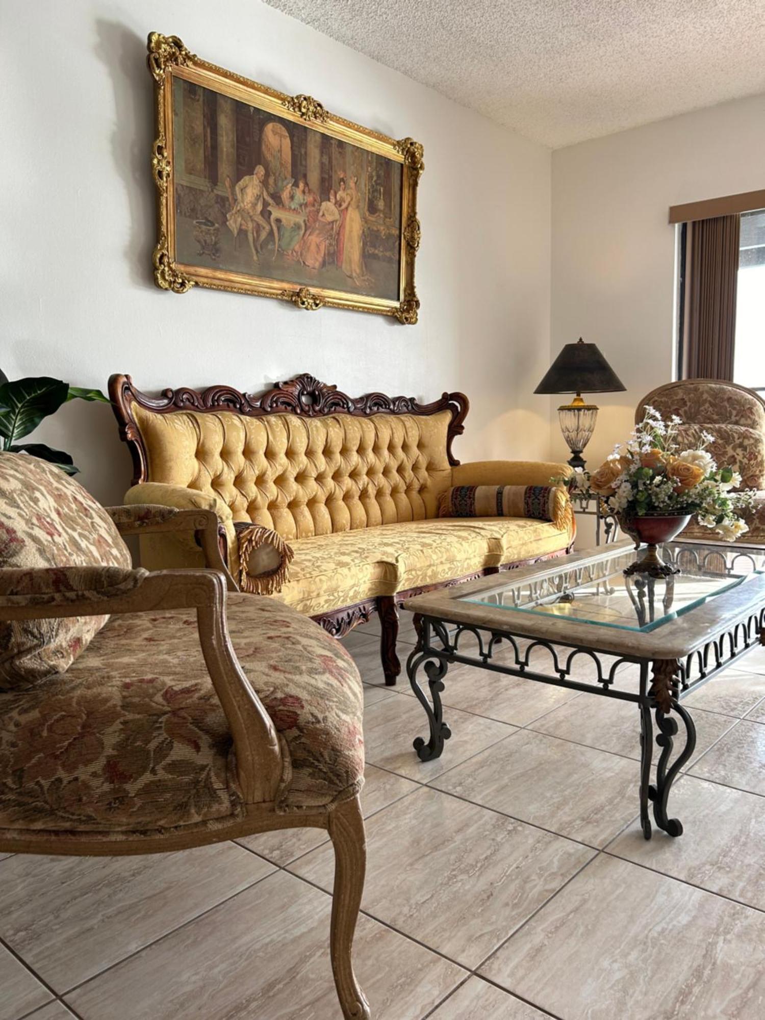Beautiful Apartment With Very Elegant Colonial Decoration Tamiami Екстер'єр фото