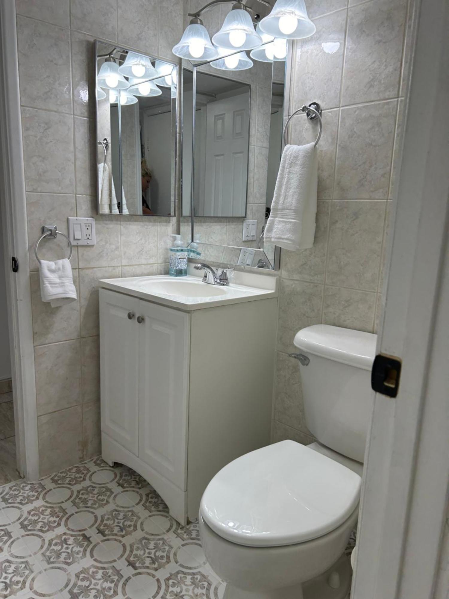 Beautiful Apartment With Very Elegant Colonial Decoration Tamiami Екстер'єр фото